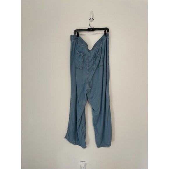 Torrid High-Rise Pull-On Lightweight Denim Jean Light wash Drawstring 3R - Picture 7 of 7